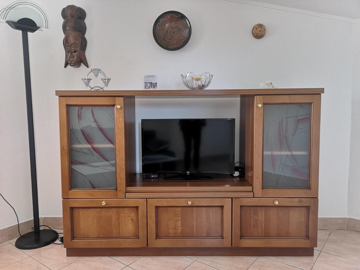House Ceh Villa Črni Kal Buitenkant foto